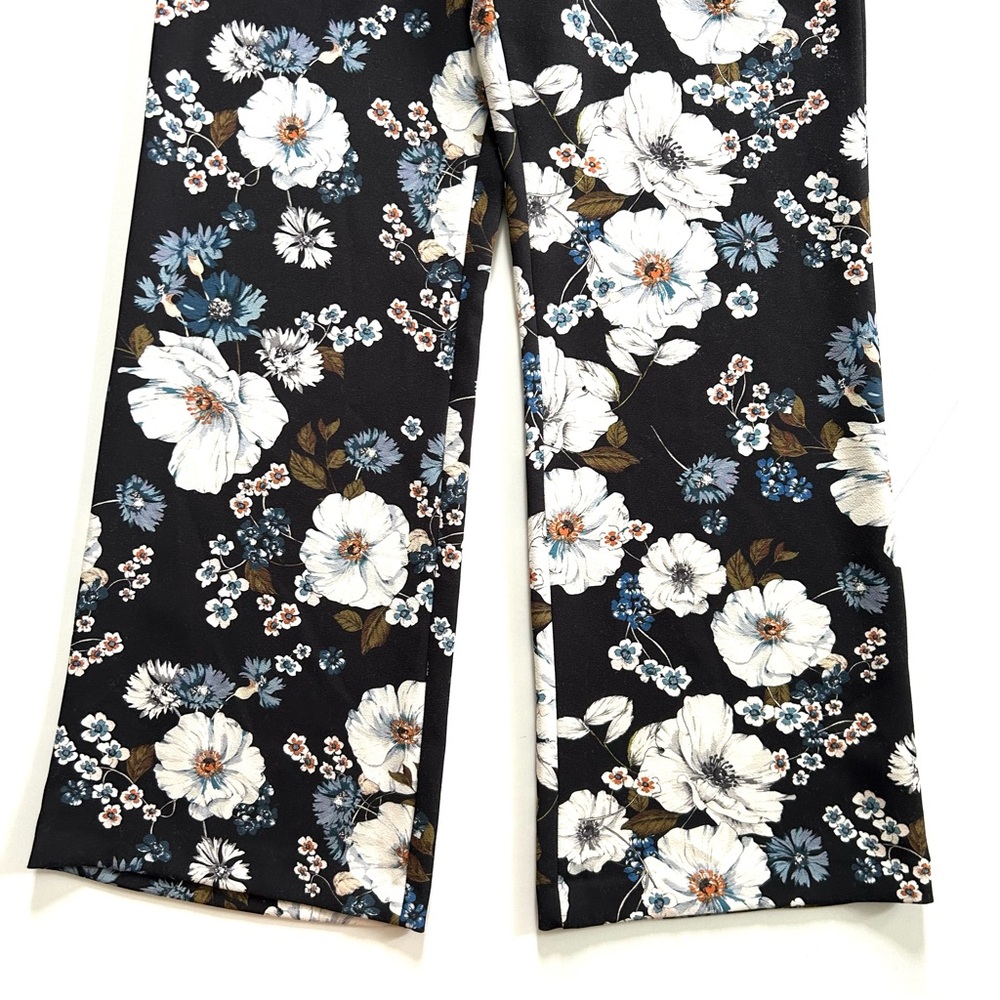 Gianni Bini Navy Blue Floral Printed Harper Knit V-Neck Jumpsuit - Picture 5 of 9